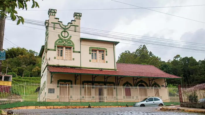 MUSEU HISTÓRICO E CENTRO DE INFORMAÇÕES TURÍSTICA ANTIGA ESTAÇÃO