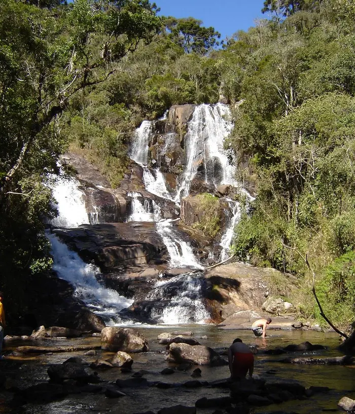 TRILHAS E CACHOEIRAS ITAGYBA – CENTRO DE DELFIM MOREIRA